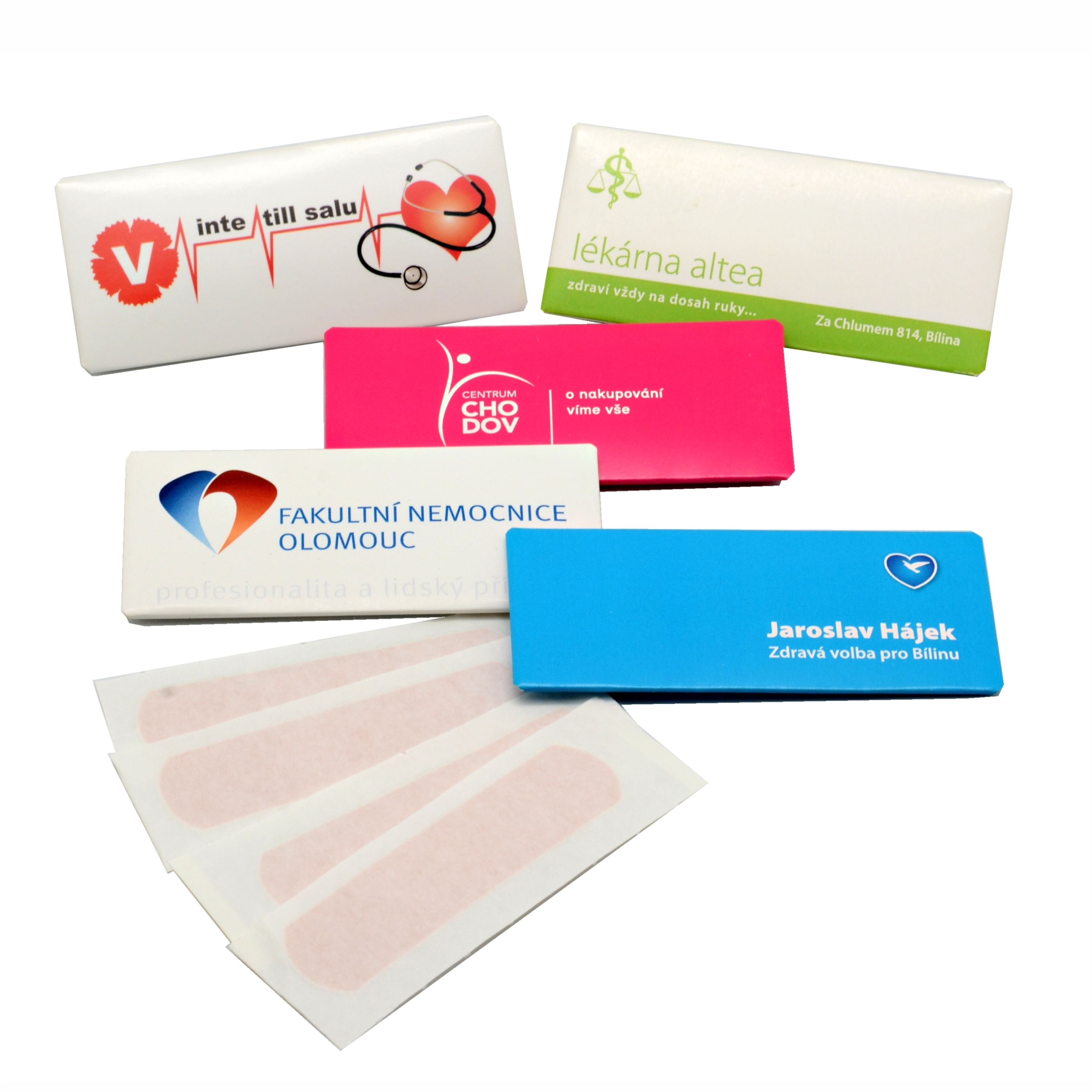 plasters in packaging 4 x 9 cm with logo